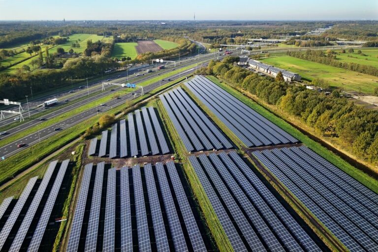 Zonnepark bij een woningbouwproject in Geldrop-Mierlo