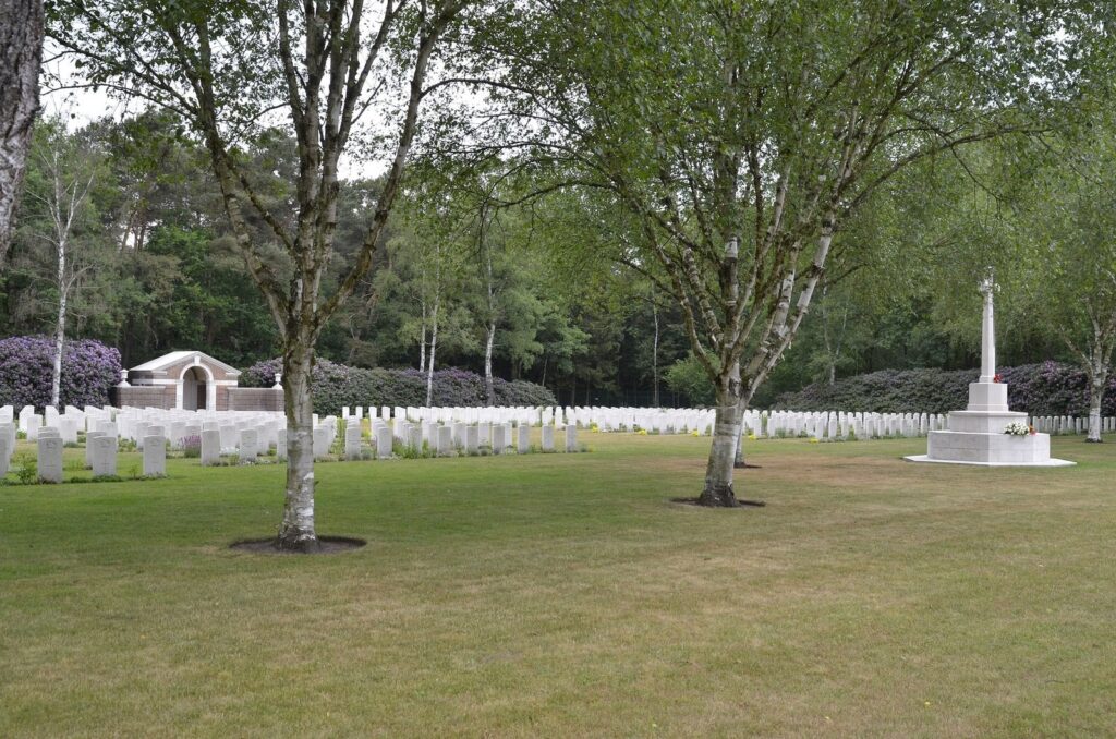 Mierlo War Cemetery