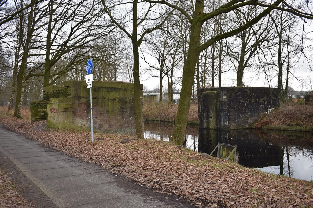 Trambrug over het Eindhovensch Kanaal